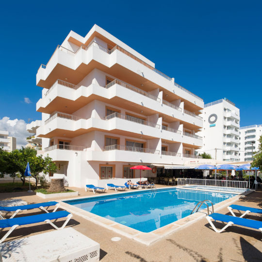 https://www.apartamentosbonsol-ibiza.com/wp-content/uploads/2016/10/miniatura-1-540x540.jpg